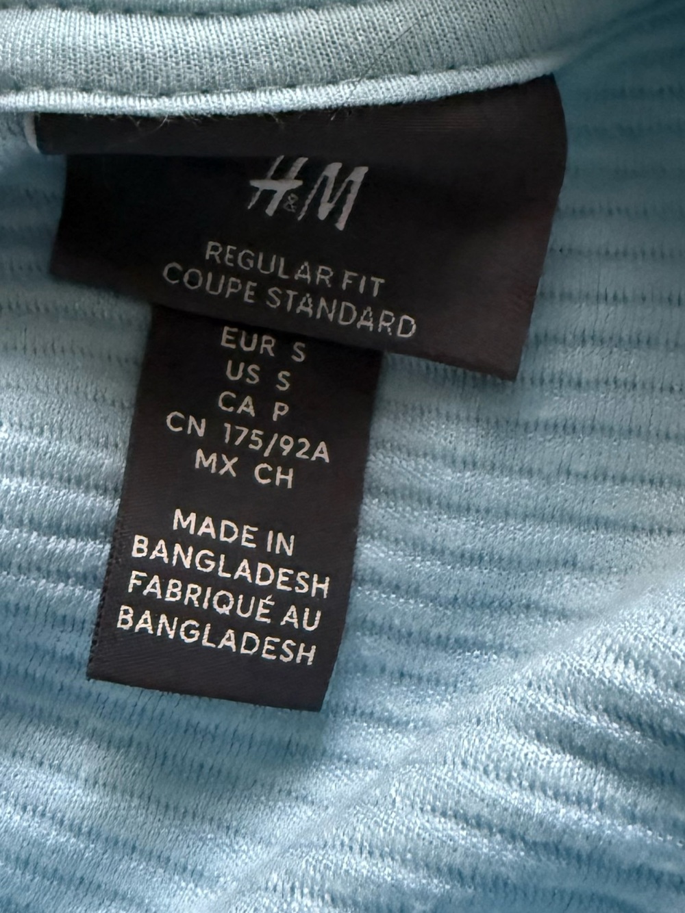 🆓 Men’s Blue Ribbed Crewneck Sweater - Picture 4 of 6